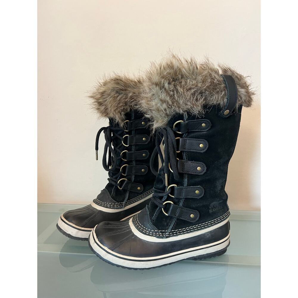 Sorel joan of arctic women's size 7 waterproof snow boots faux fur tall suede